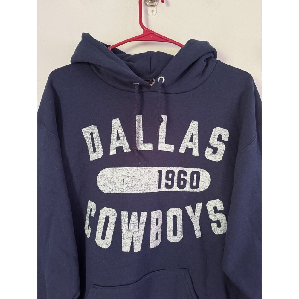 NWT Champion Dallas Cowboys Hoodie Navy Blue 1960 NFL Graphic Men's Medium - Picture 4 of 8